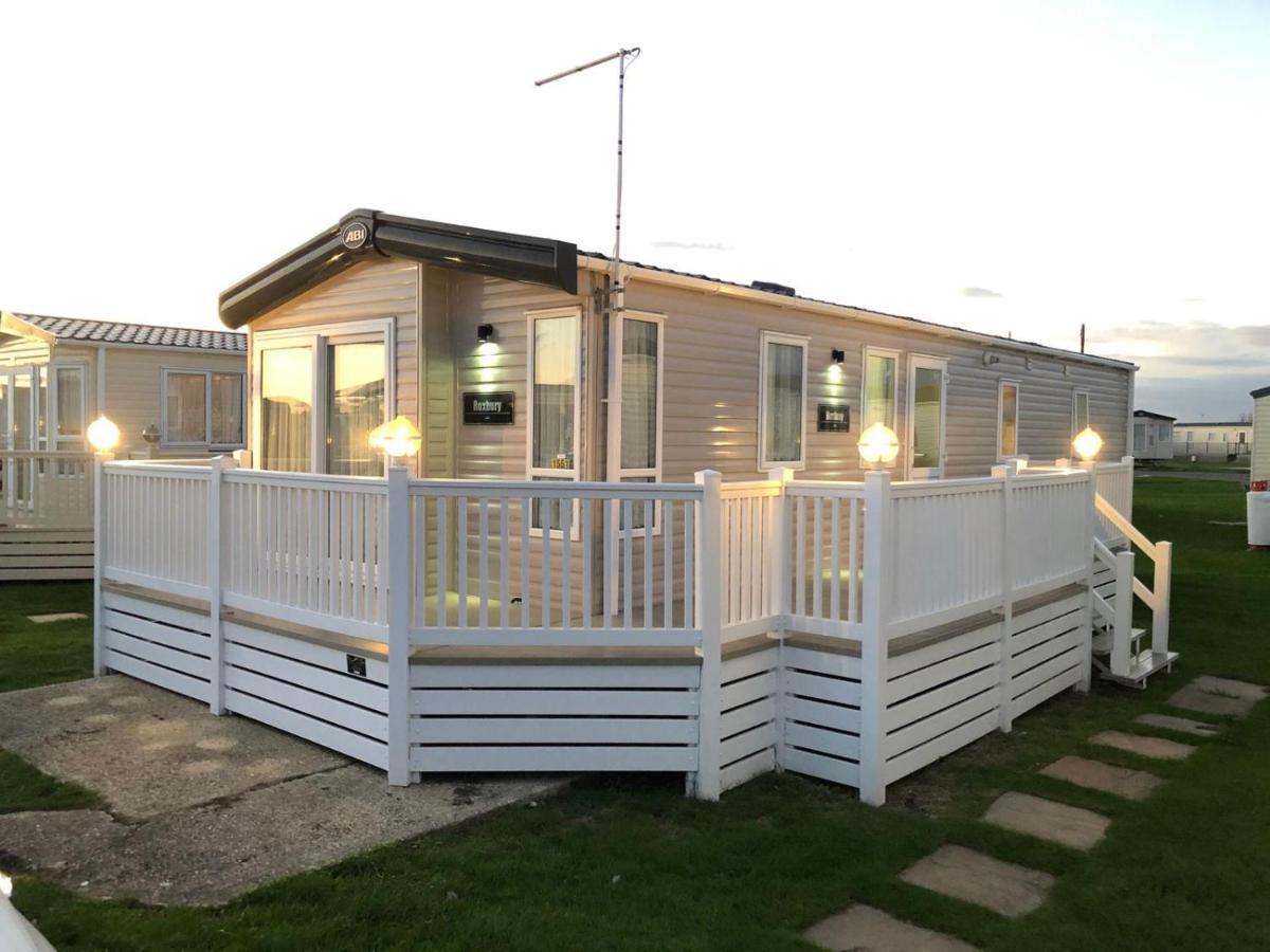 The Sherbourne Villa Selsey Exteriör bild